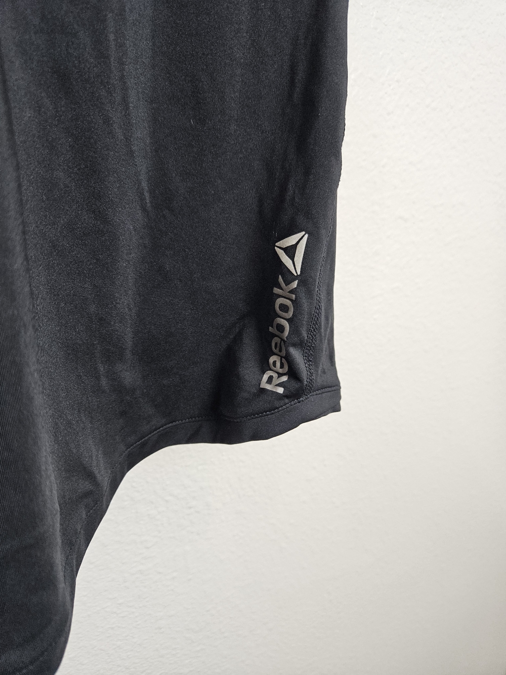 Reebok Black Racerback Performance Tank Top Small - Picture 2 of 6